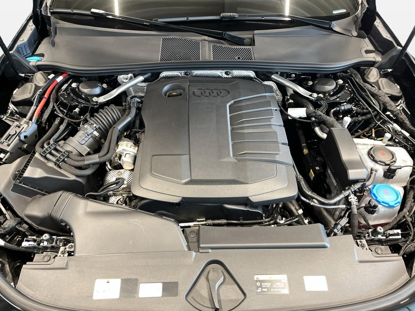 Bild über Audi A6 Avant TDI quattro 150 kW S tronic - für weitere Informationen kontaktieren Sie den Audi Partner