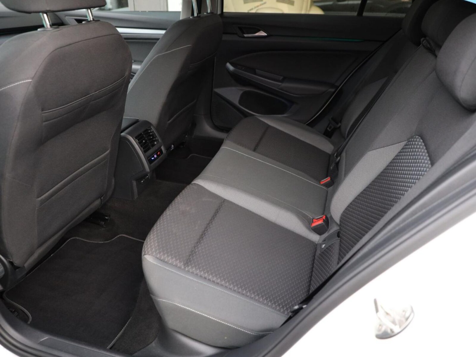 Volkswagen Golf Variant – Bild 18