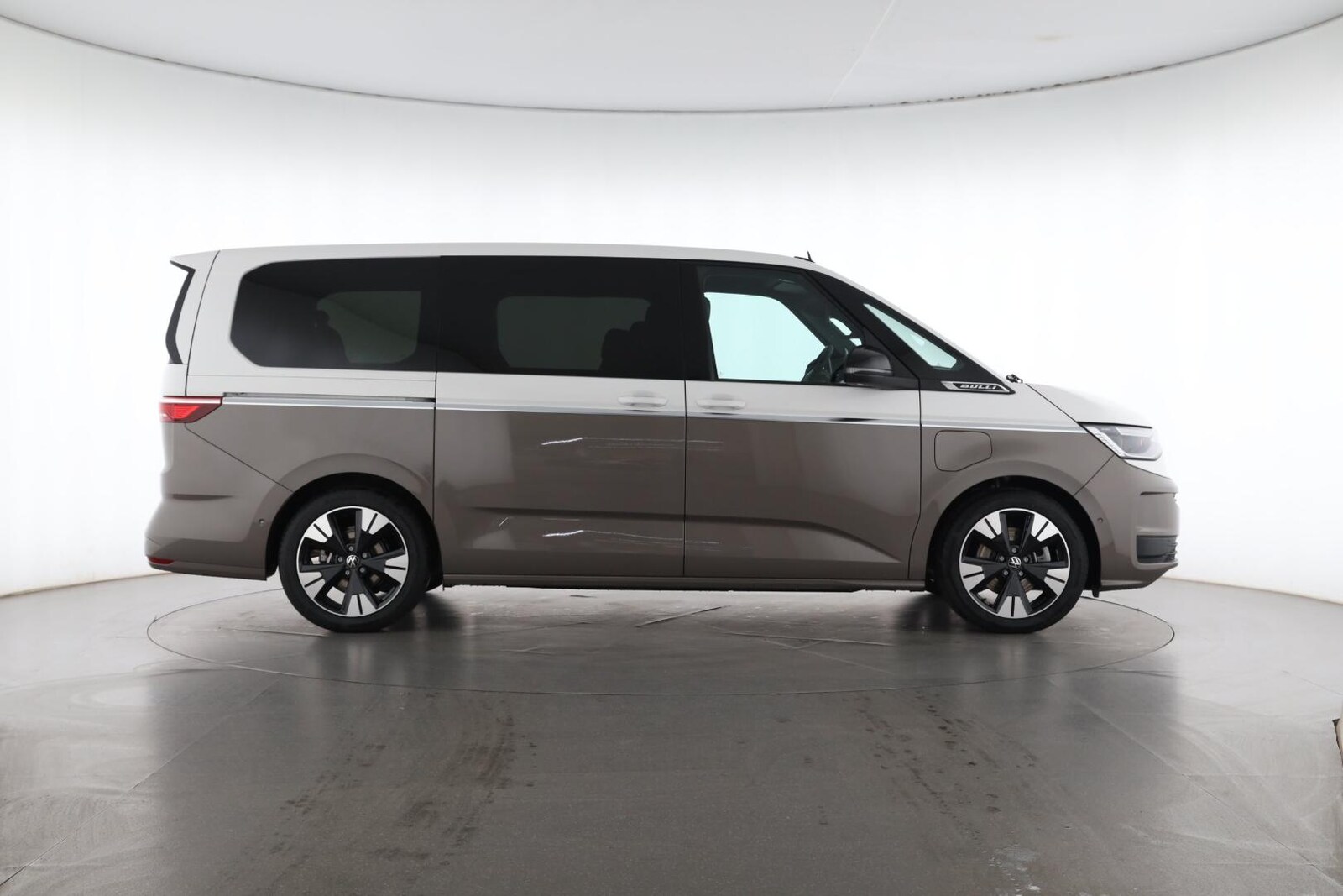 Volkswagen Multivan Langversion – Bild 7