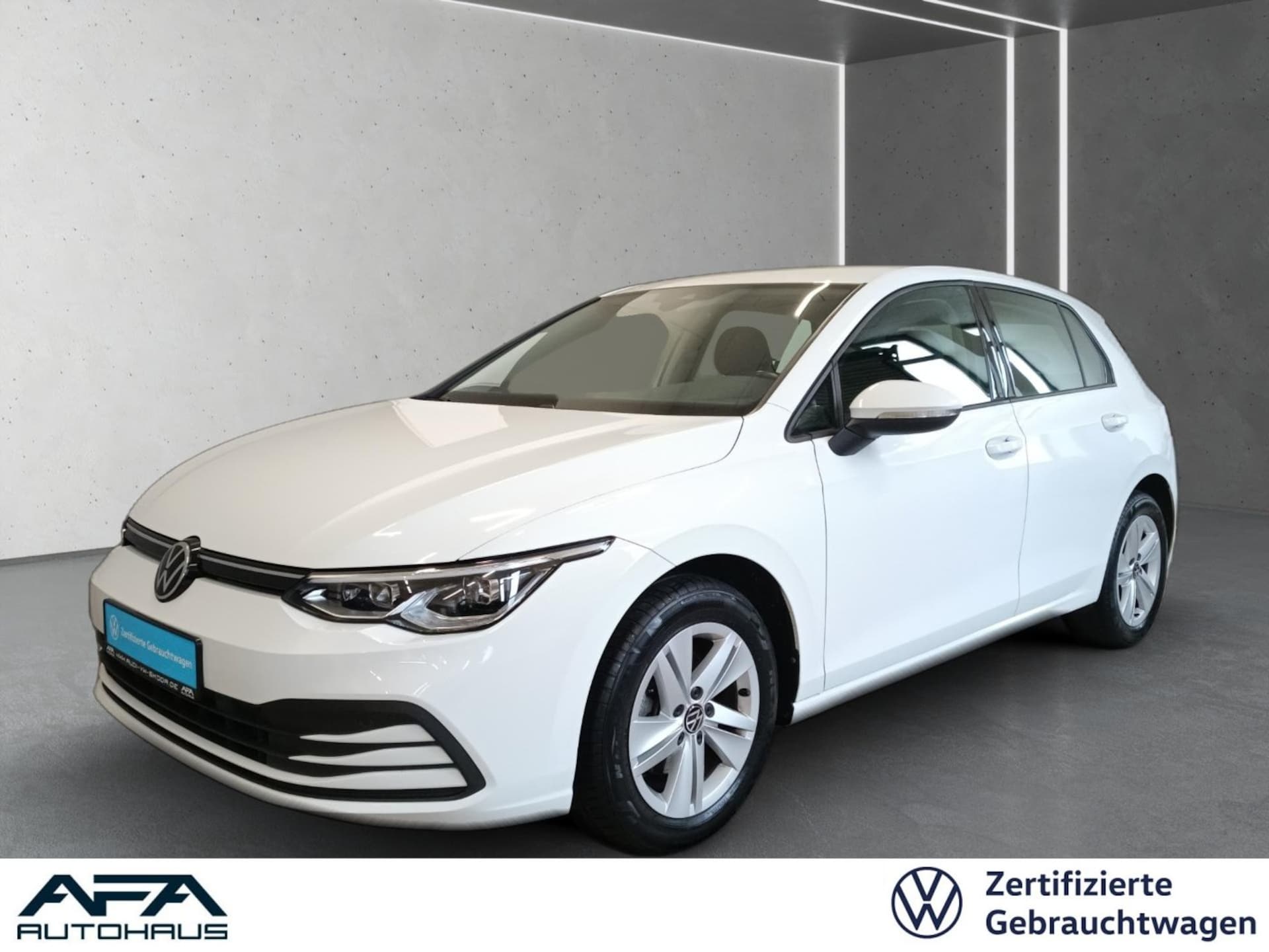 Volkswagen Golf — Volkswagen Golf VIII 2.0 TDI Life StdHz*Navi*ACC*LM16*SHZ