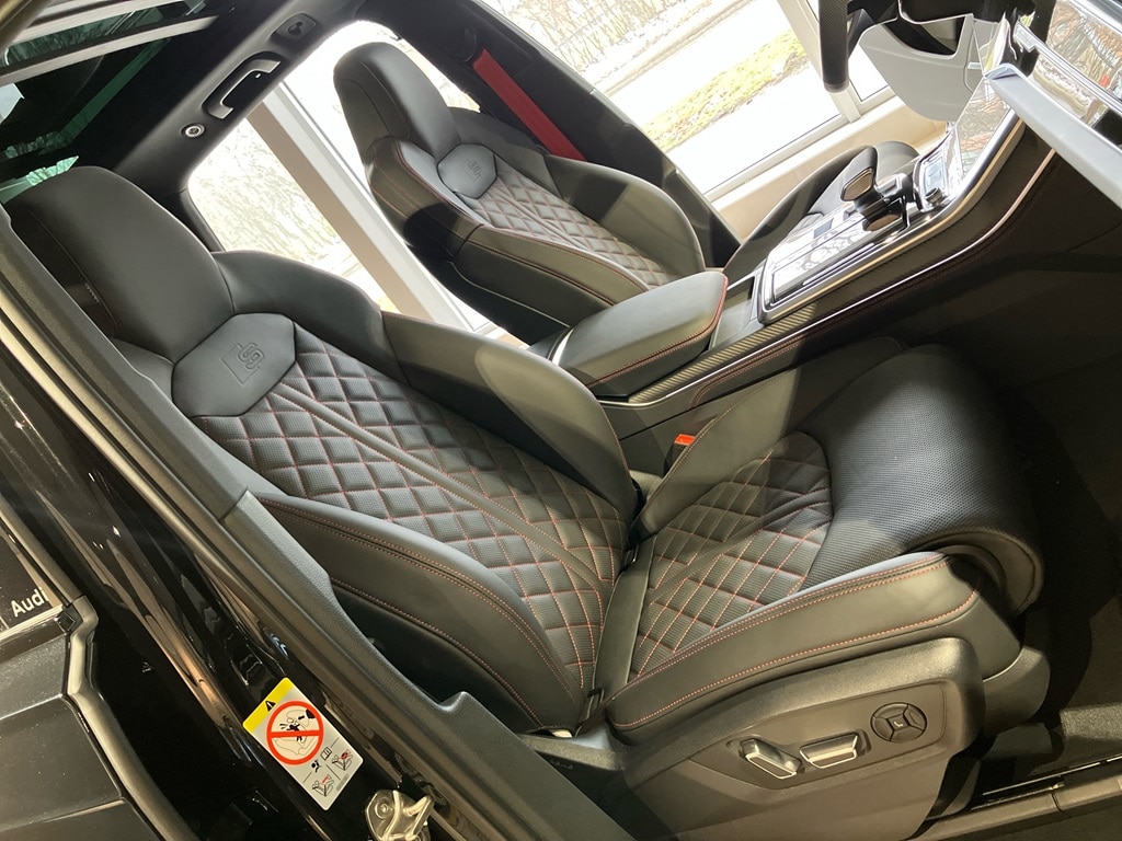 Image about Audi Q7 SUV Q7 SUV 50 TDI quattro S line 286 hk tiptronic