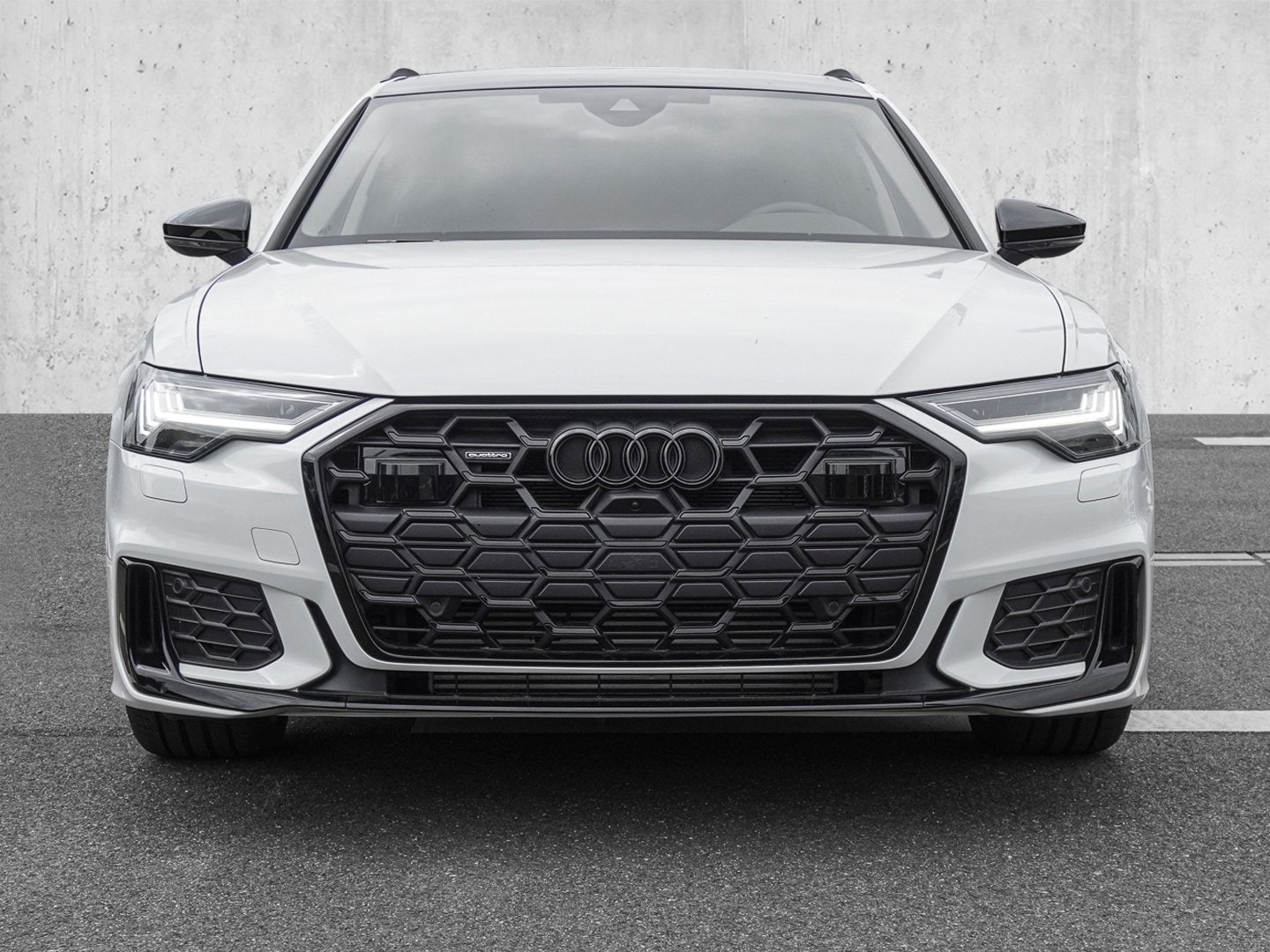 Bild über Audi A6 Avant TFSI e S line 55 TFSI e quattro S tronic - für weitere Informationen kontaktieren Sie den Audi Partner