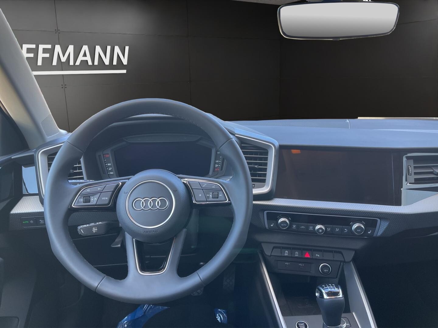 Bild über Audi A1 Sportback advanced 30 TFSI Schaltgetriebe - für weitere Informationen kontaktieren Sie den Audi Partner