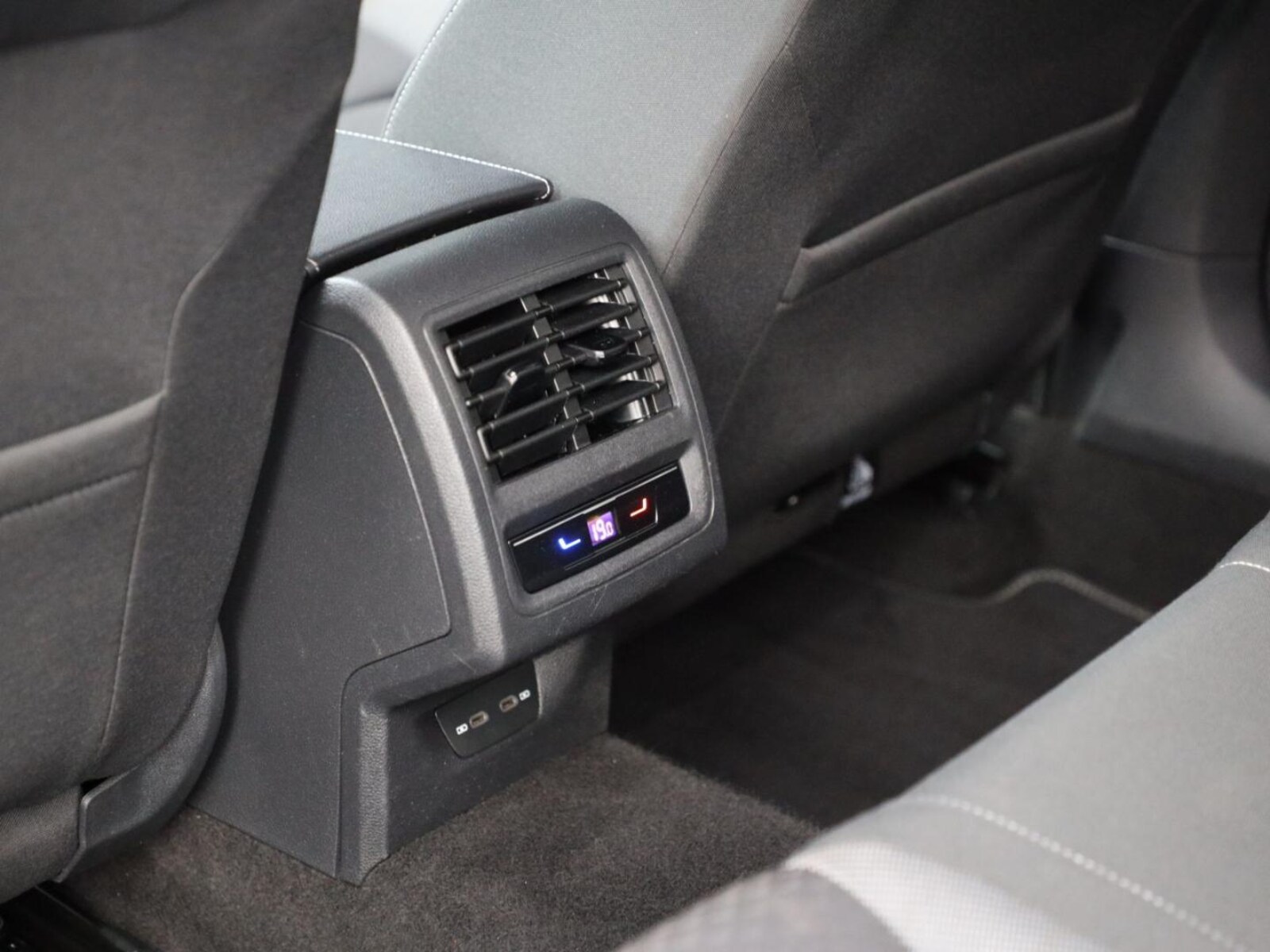 Volkswagen Golf Variant – Bild 19