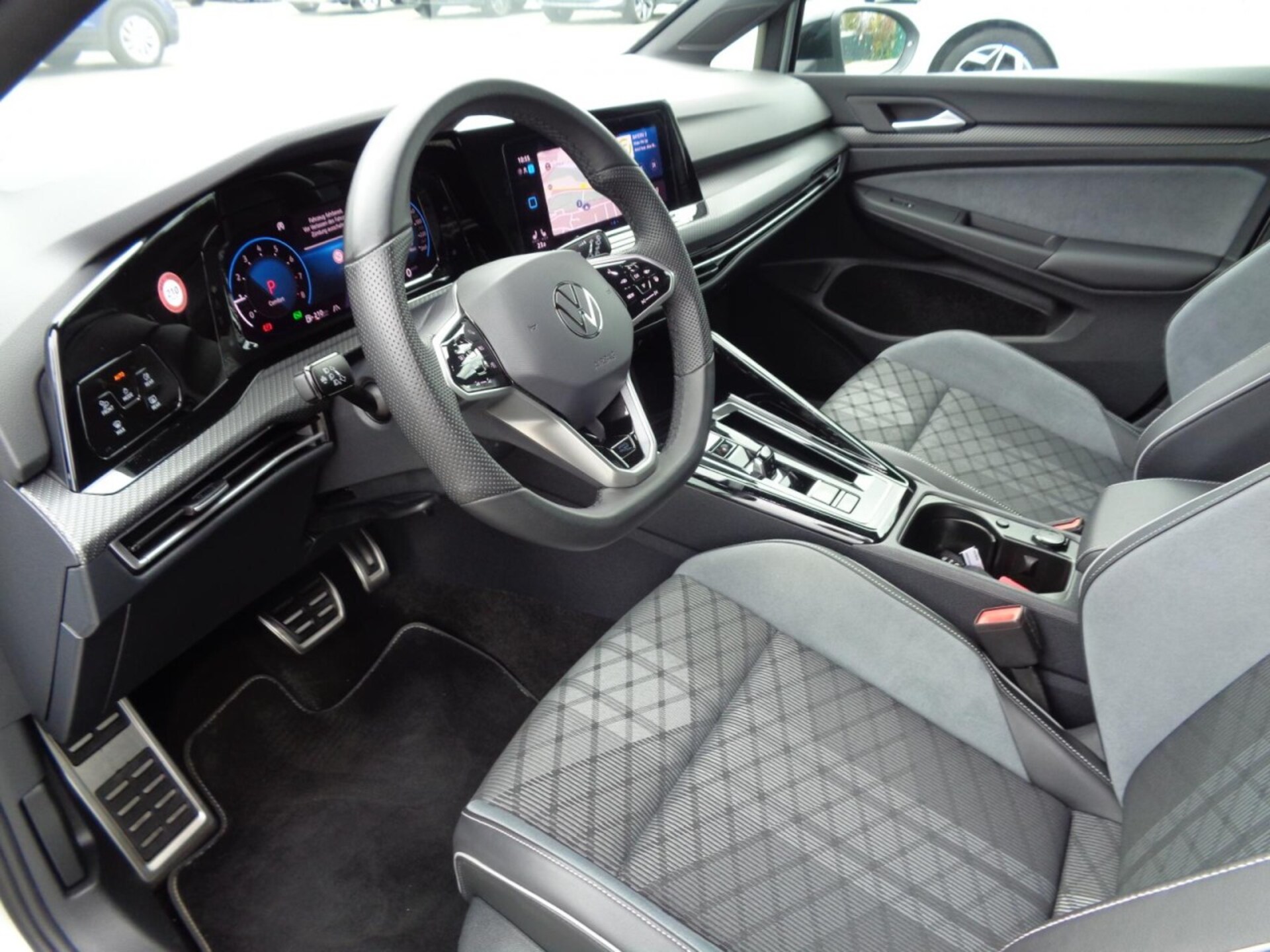 Volkswagen Golf Variant R-Line