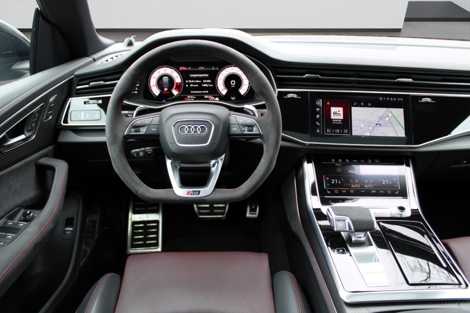 Audi RS Q8 SUV performance