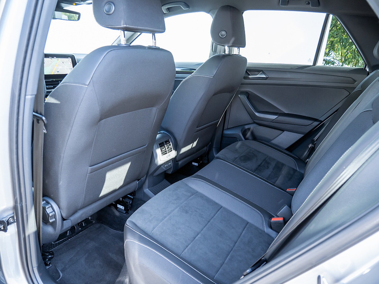 Volkswagen T-Roc – Bild 4