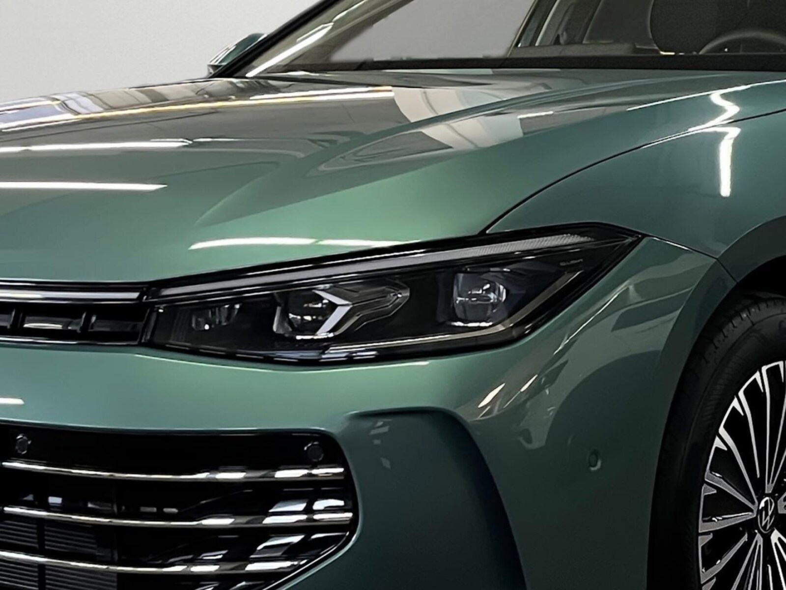 Volkswagen Passat – Bild 8