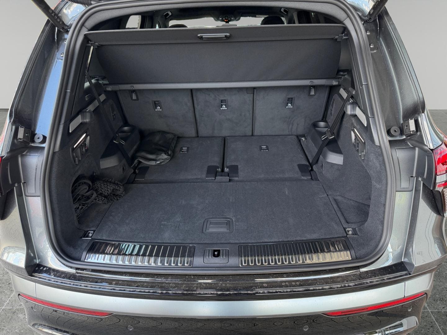 Bild über Audi Q7 SUV TDI quattro 220 kW tiptronic - für weitere Informationen kontaktieren Sie den Audi Partner