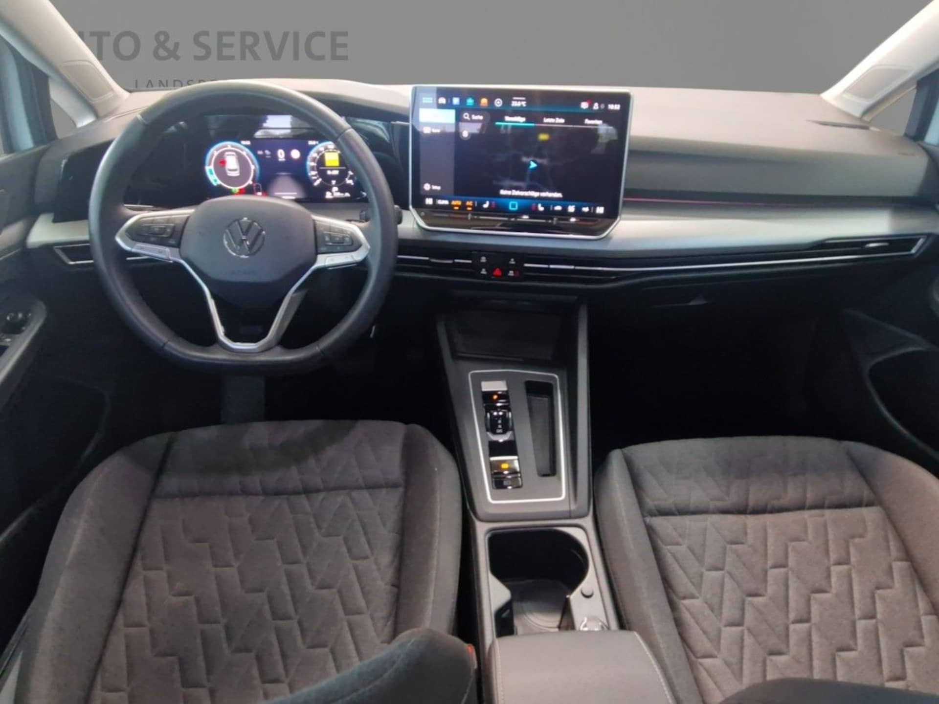 Volkswagen Golf Variant Life