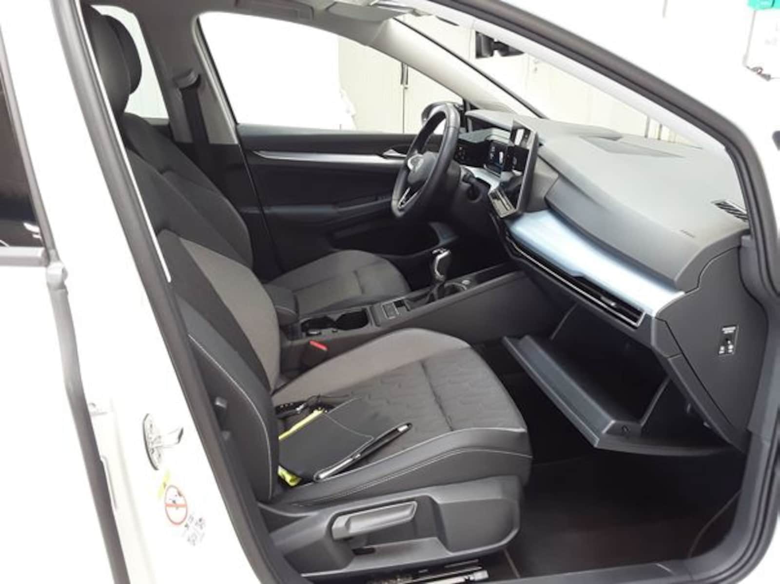 Volkswagen Golf Variant – Bild 2