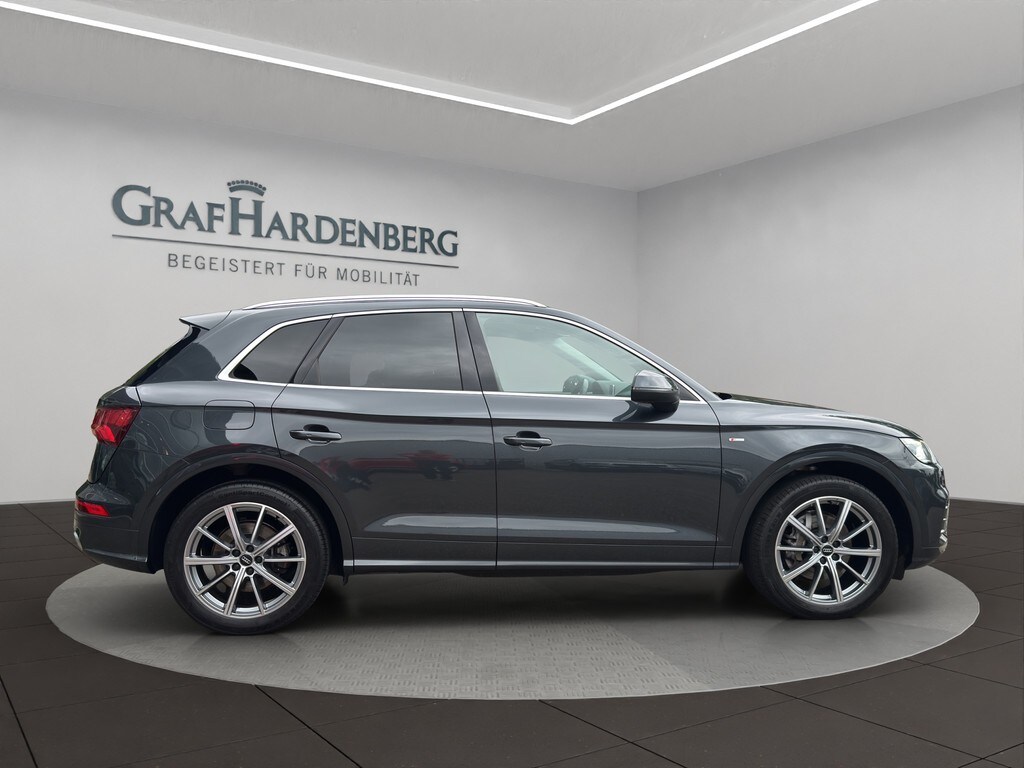 Image about Audi Q5 sport 45 TFSI quattro S tronic