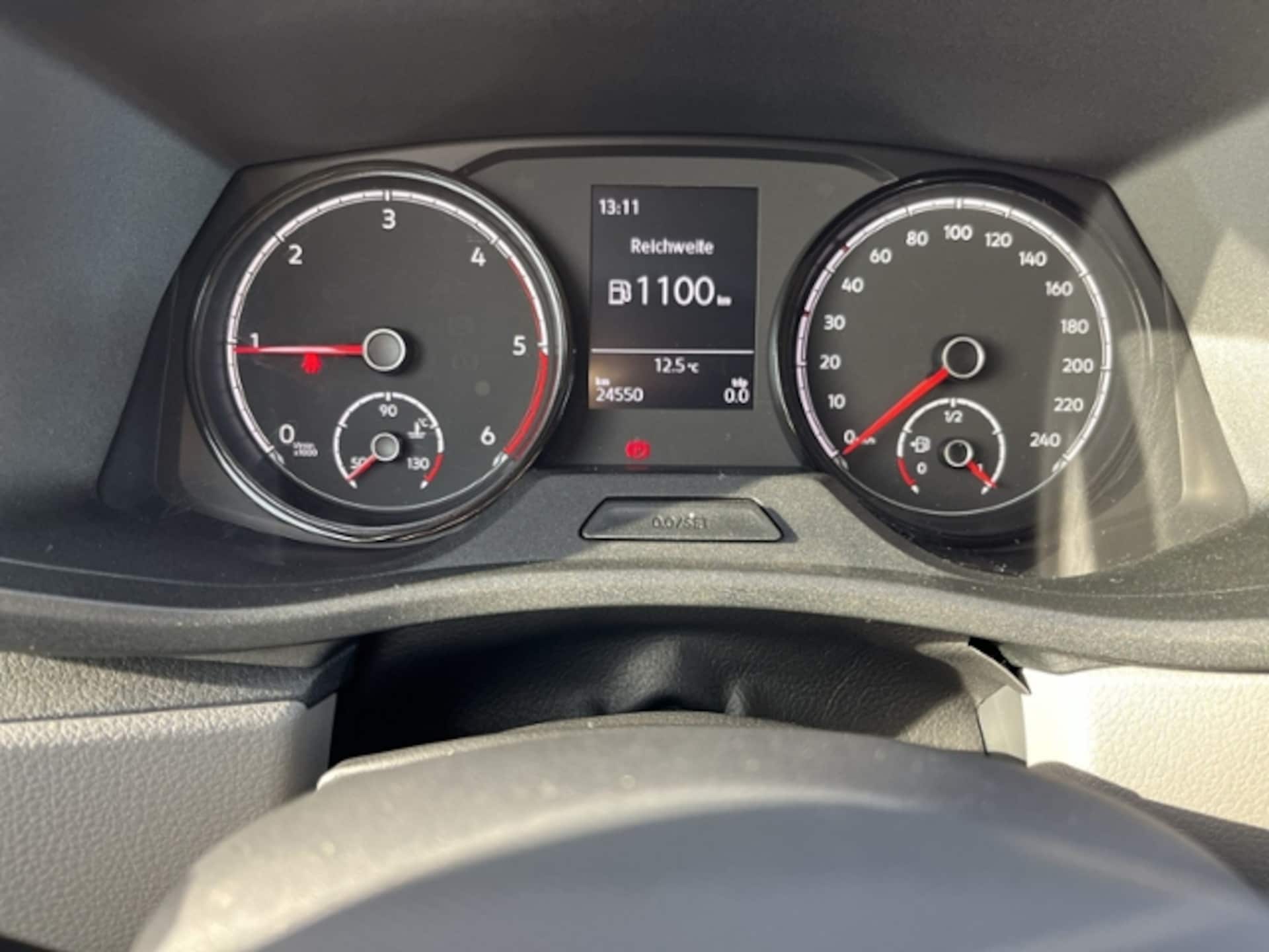 Volkswagen T6.1 Transporter Kasten langer Radstand