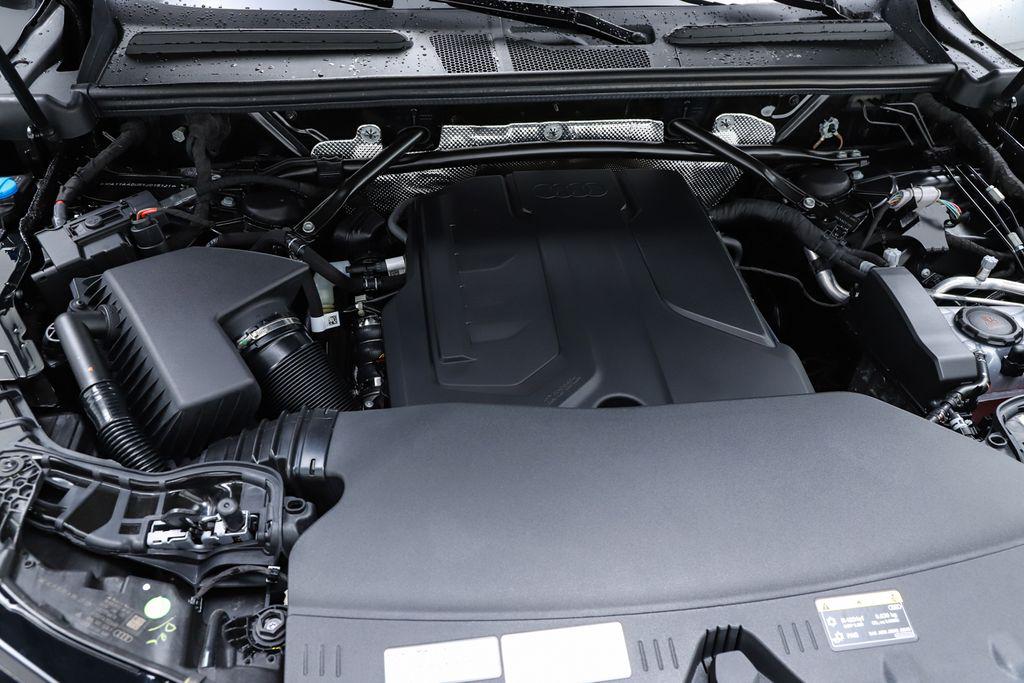 2025 Audi Q5 Premium - Photo 53