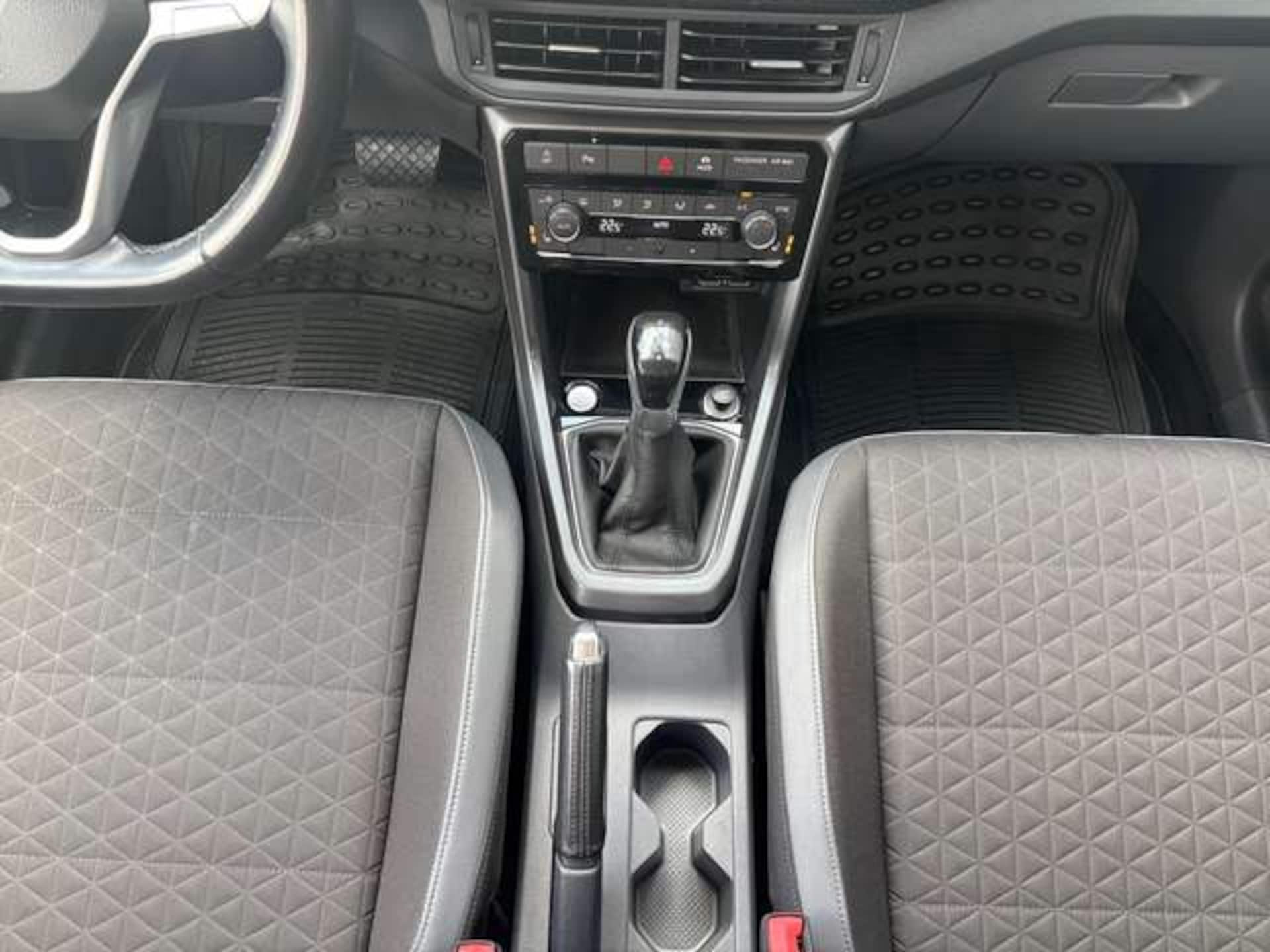 Volkswagen T-Cross Style