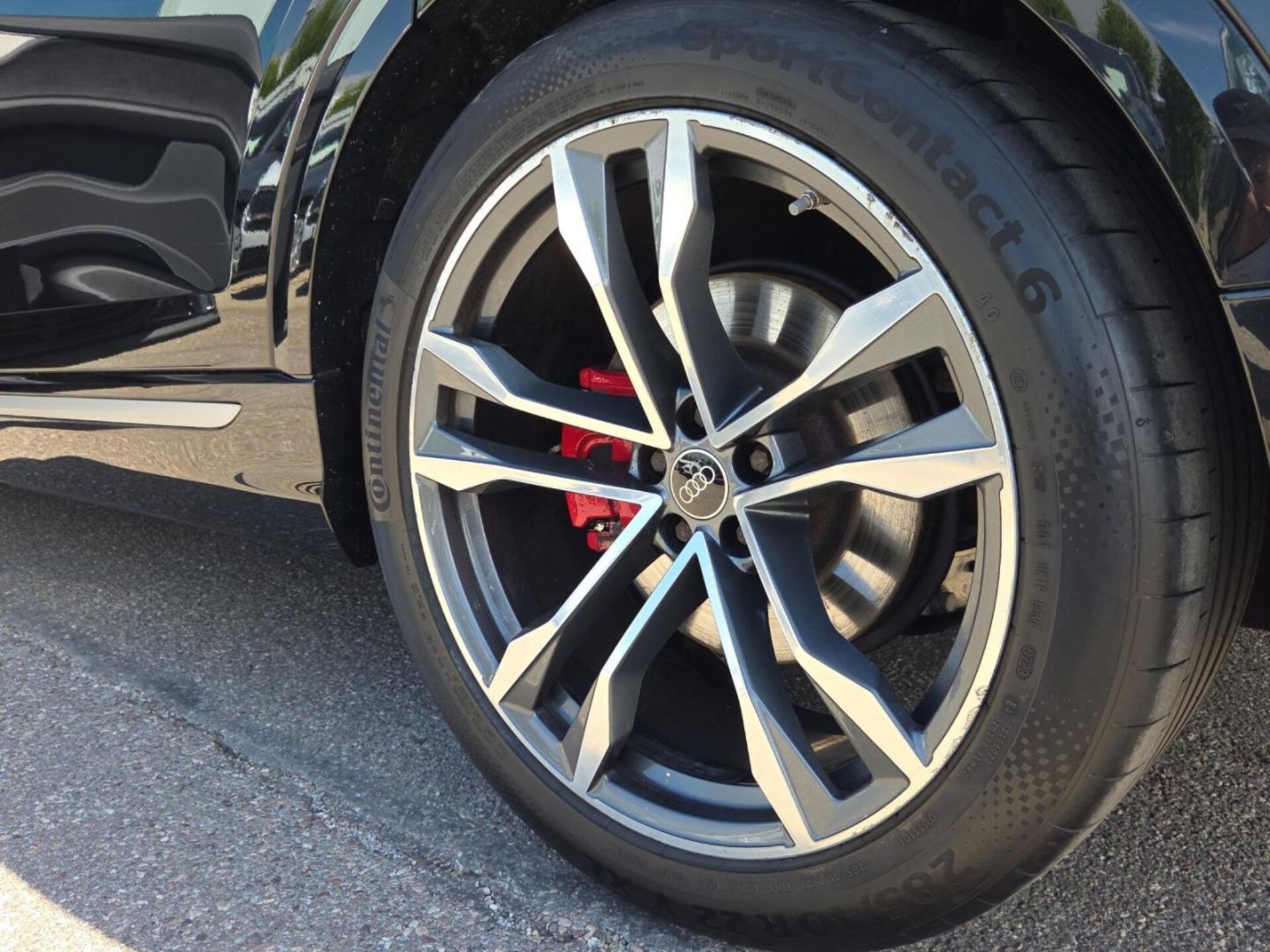 Audi SQ8 SUV