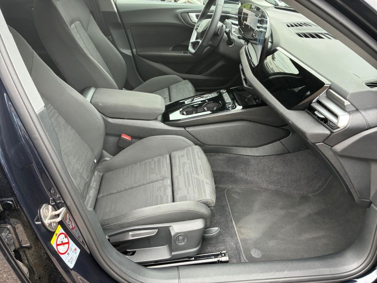 Bild über Audi A5 Avant TFSI 150 kW S tronic - für weitere Informationen kontaktieren Sie den Audi Partner
