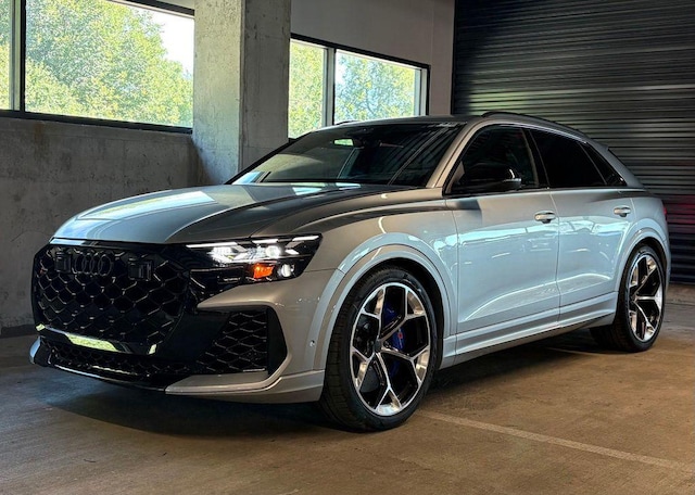 Photo of 2027 Audi RS Q8 SUV performance 
