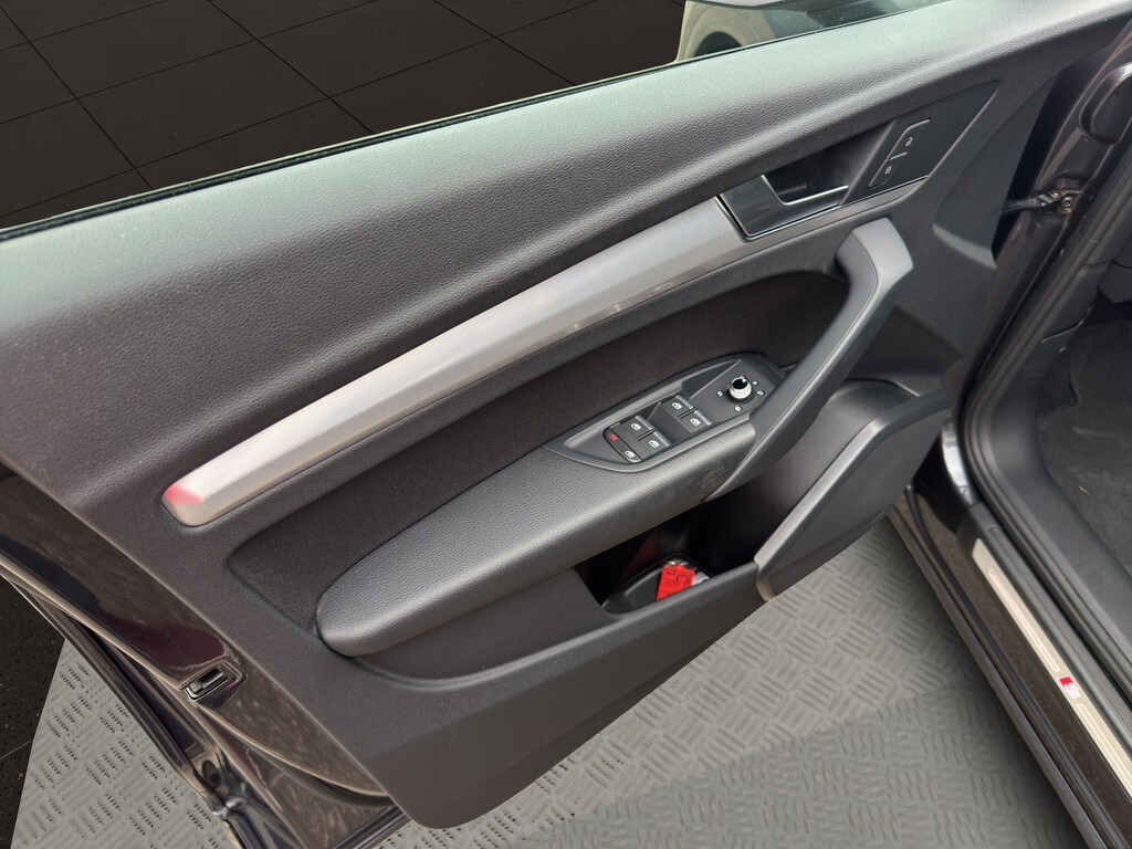 Image about Audi Q5 sport 45 TFSI quattro S tronic