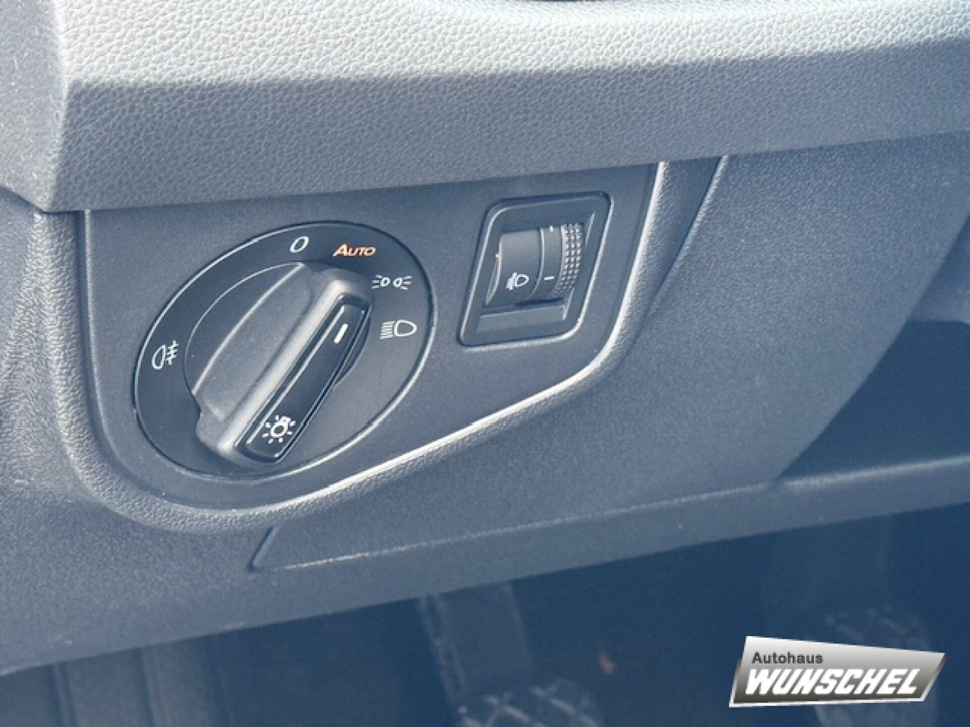 Volkswagen Polo Basis-Modell