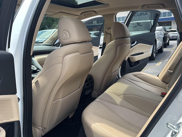2025 Acura TLX Technology Package - Photo 20