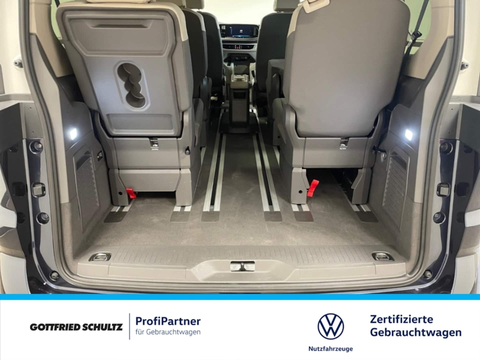 Volkswagen Multivan Basis-Modell