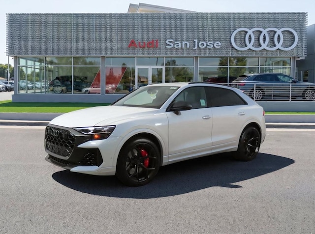 2026 Audi RS Q8 SUV performance