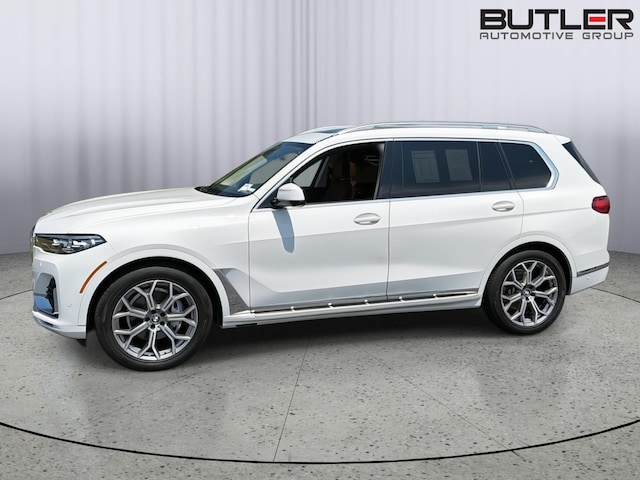 2022 BMW X7
