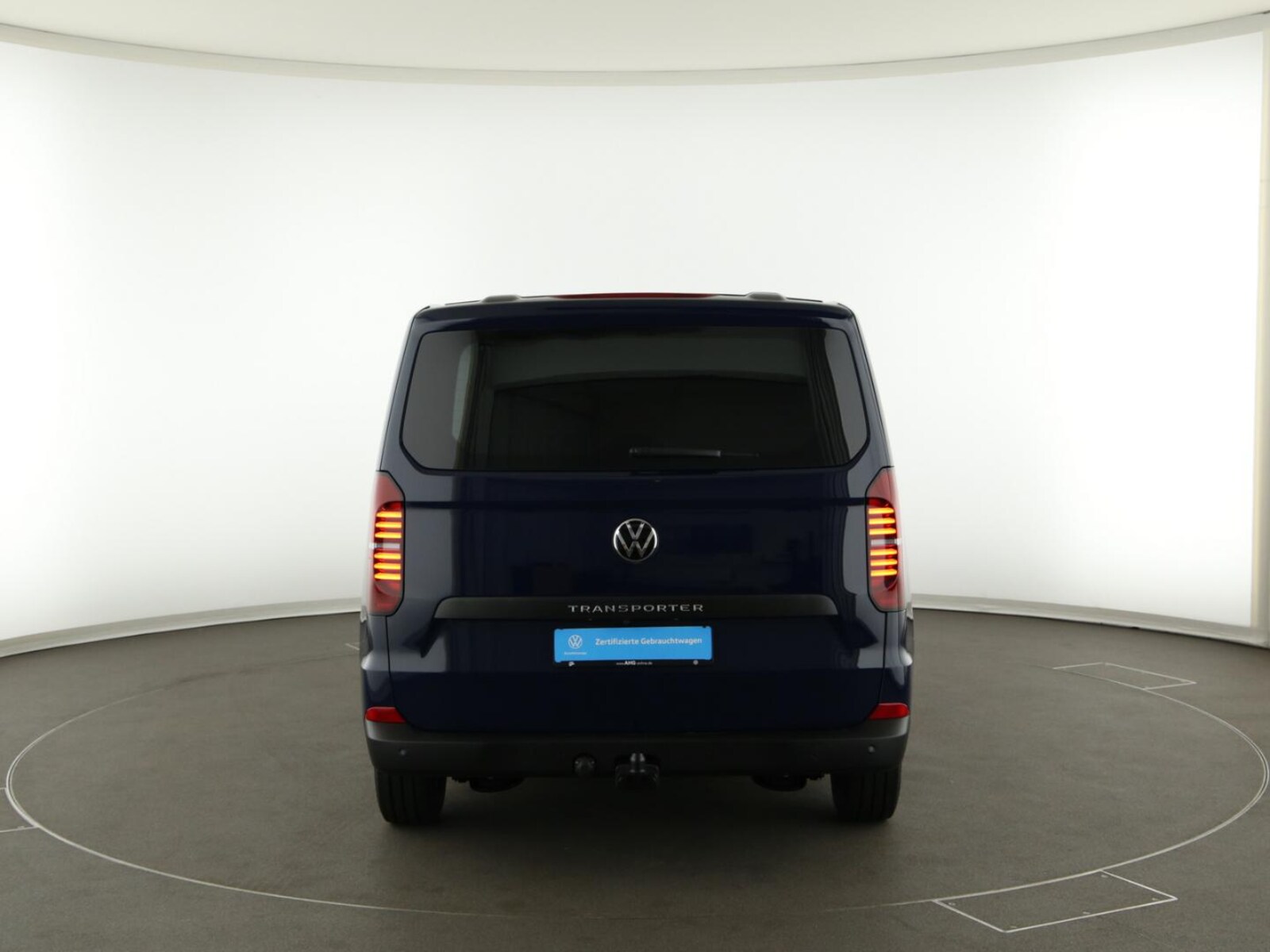 Volkswagen Transporter Kasten kurzer Radstand – Bild 5