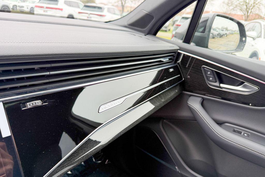 2025 Audi Q7 Premium Plus - Photo 21