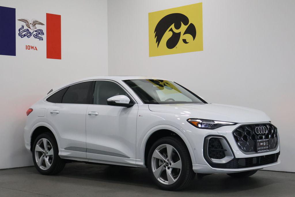 2025 Audi Q5 Sportback 45 Premium Plus's photo