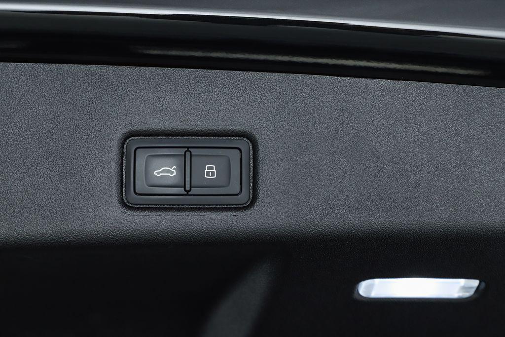 2025 Audi Q5 Premium - Photo 55