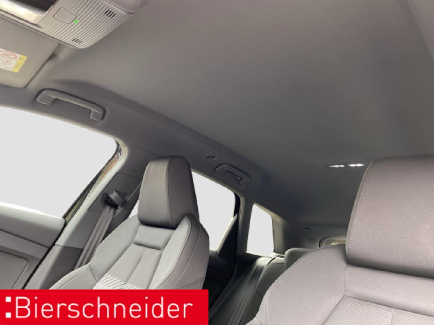 Bild über Audi Q4 e-tron 40 e-tron - für weitere Informationen kontaktieren Sie den Audi Partner