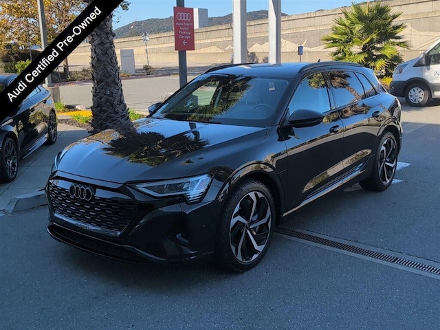 Photo of 2024 Audi Q8 e-tron 