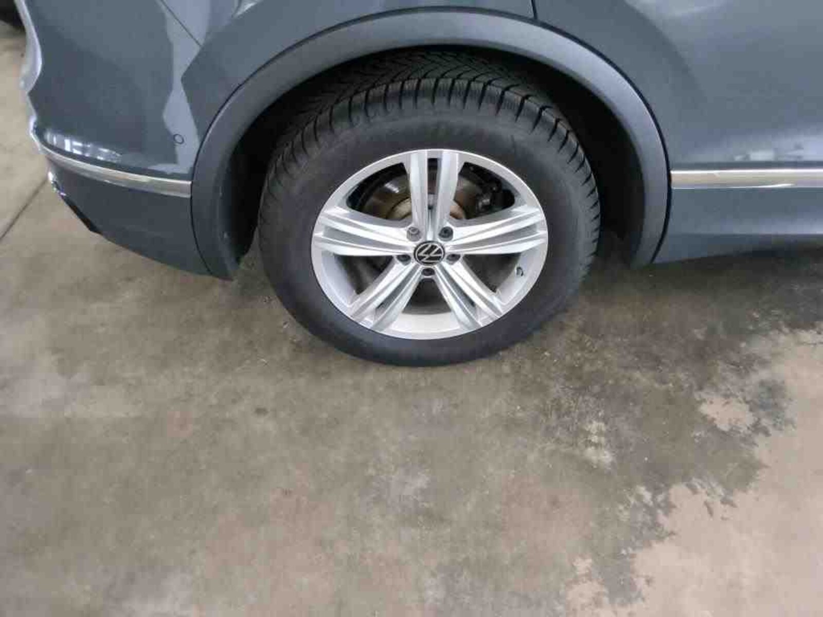 Volkswagen Tiguan – Bild 17