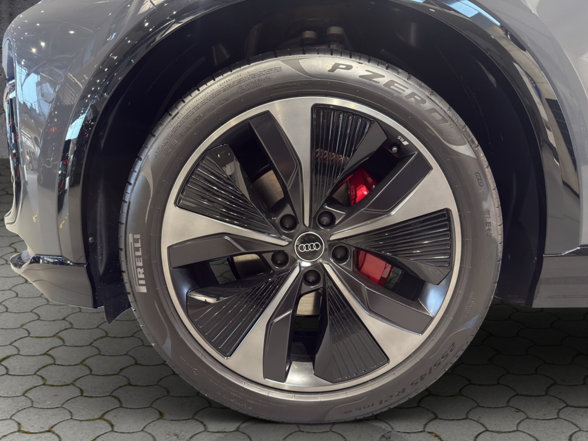 Audi Q6 SUV e-tron