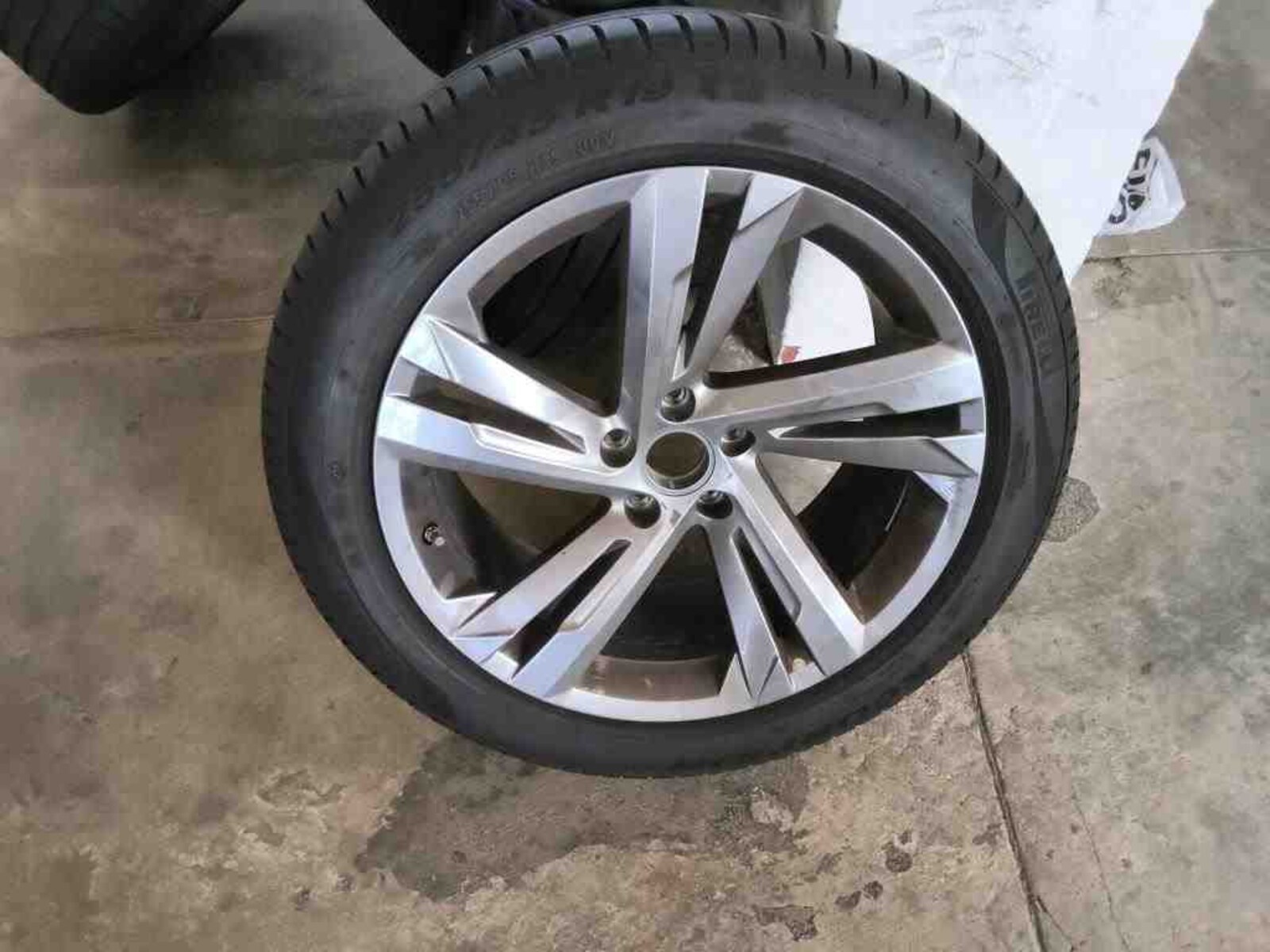 Volkswagen Tiguan – Bild 18