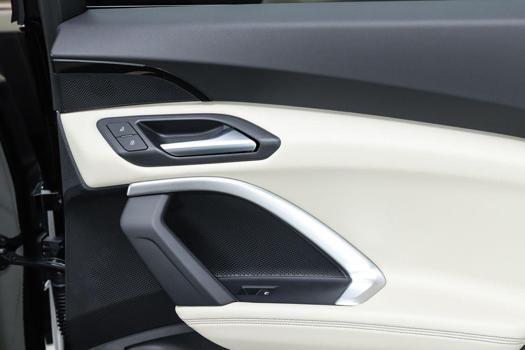 2025 Audi Q5 Premium - Photo 57