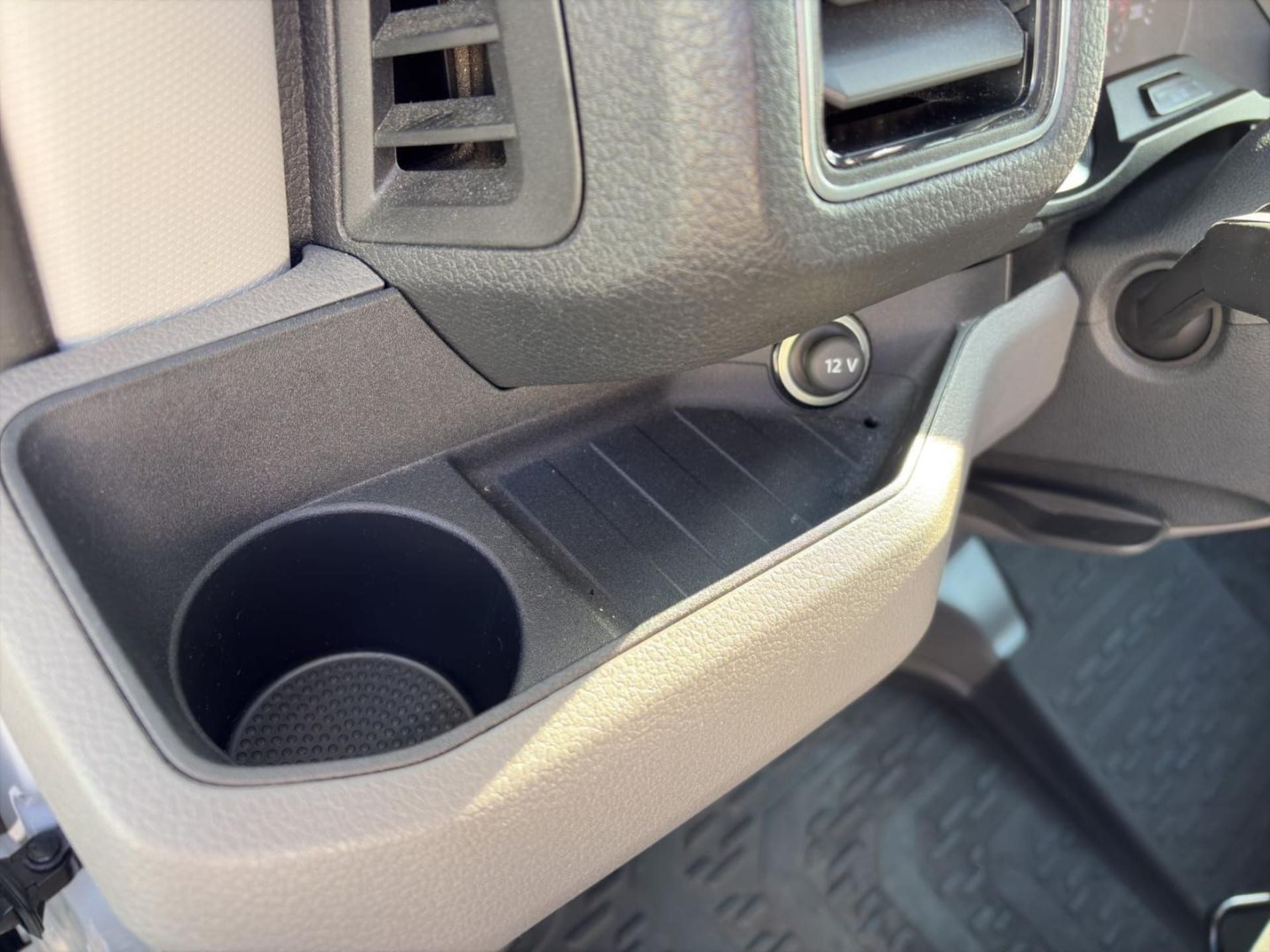 Volkswagen Crafter Kasten langer Radstand