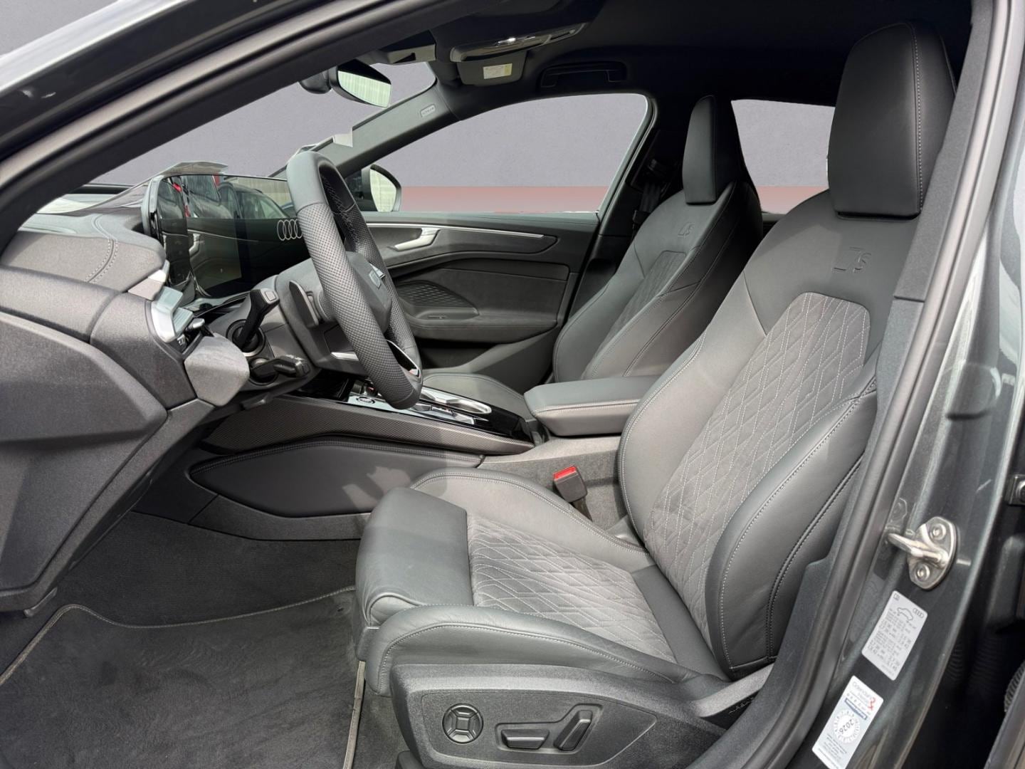 Bild über Audi A6 Avant edition one TDI quattro 150 kW S tronic - für weitere Informationen kontaktieren Sie den Audi Partner