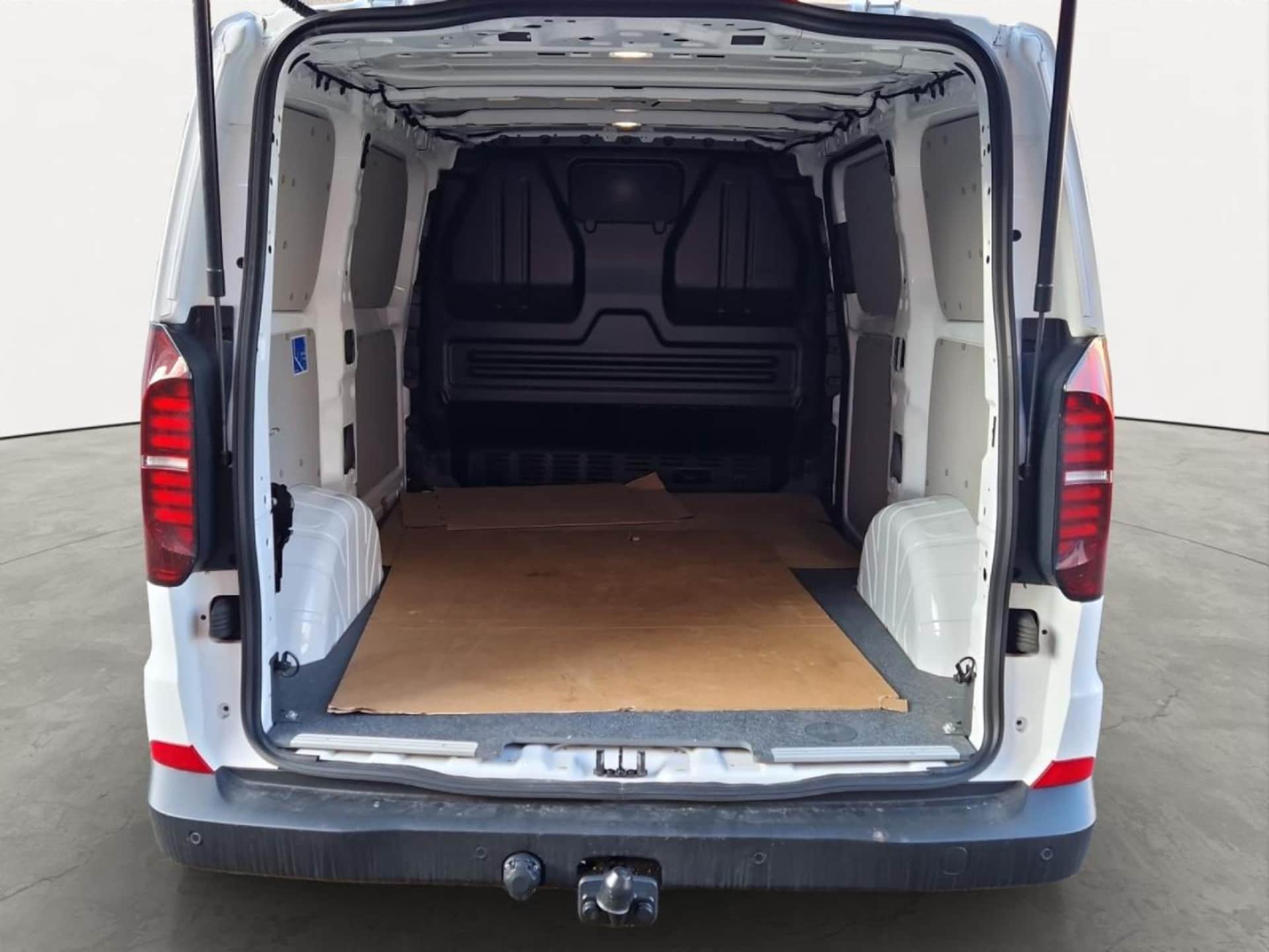 Volkswagen Transporter Kasten kurzer Radstand