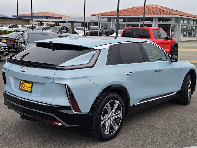 2024 Cadillac LYRIQ