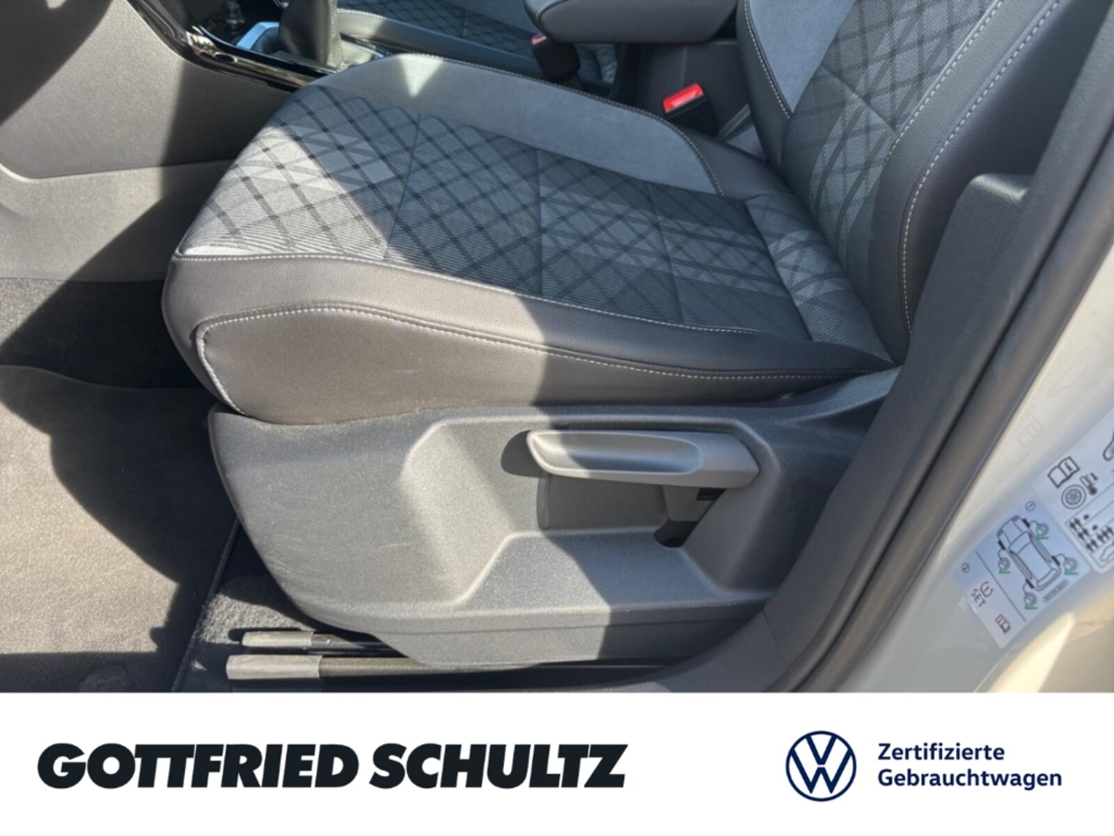 Volkswagen T-Roc – Bild 13