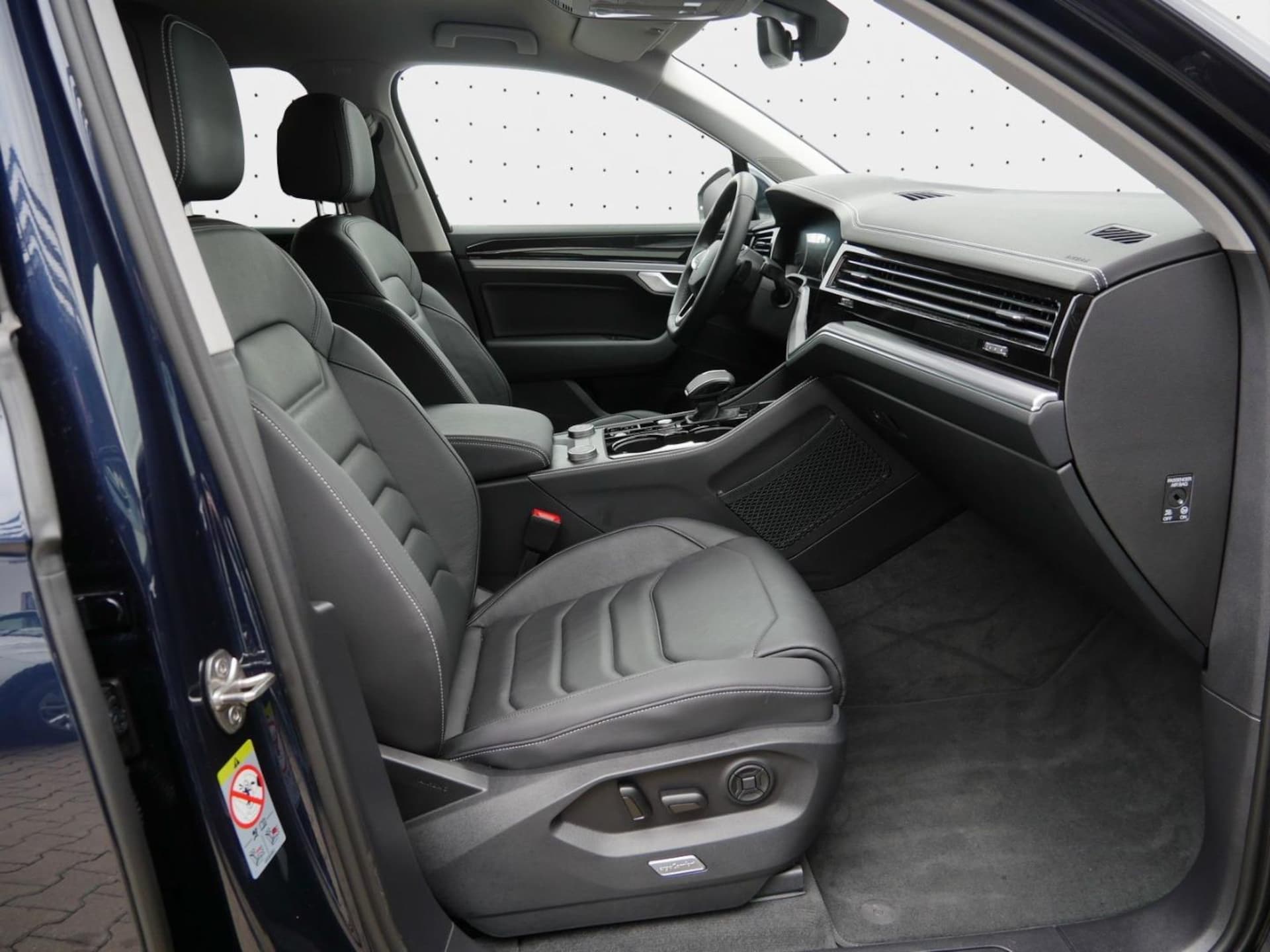 Volkswagen Touareg Basis-Modell
