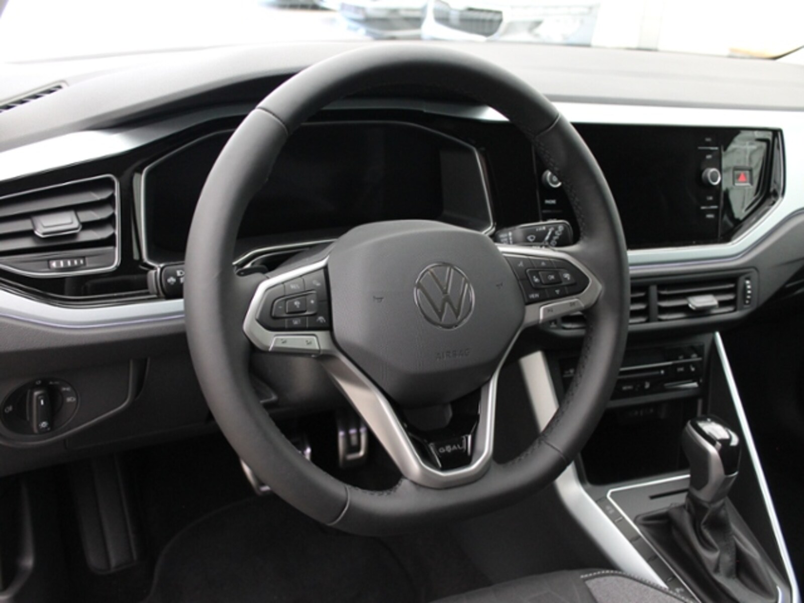 Volkswagen Polo – Bild 11