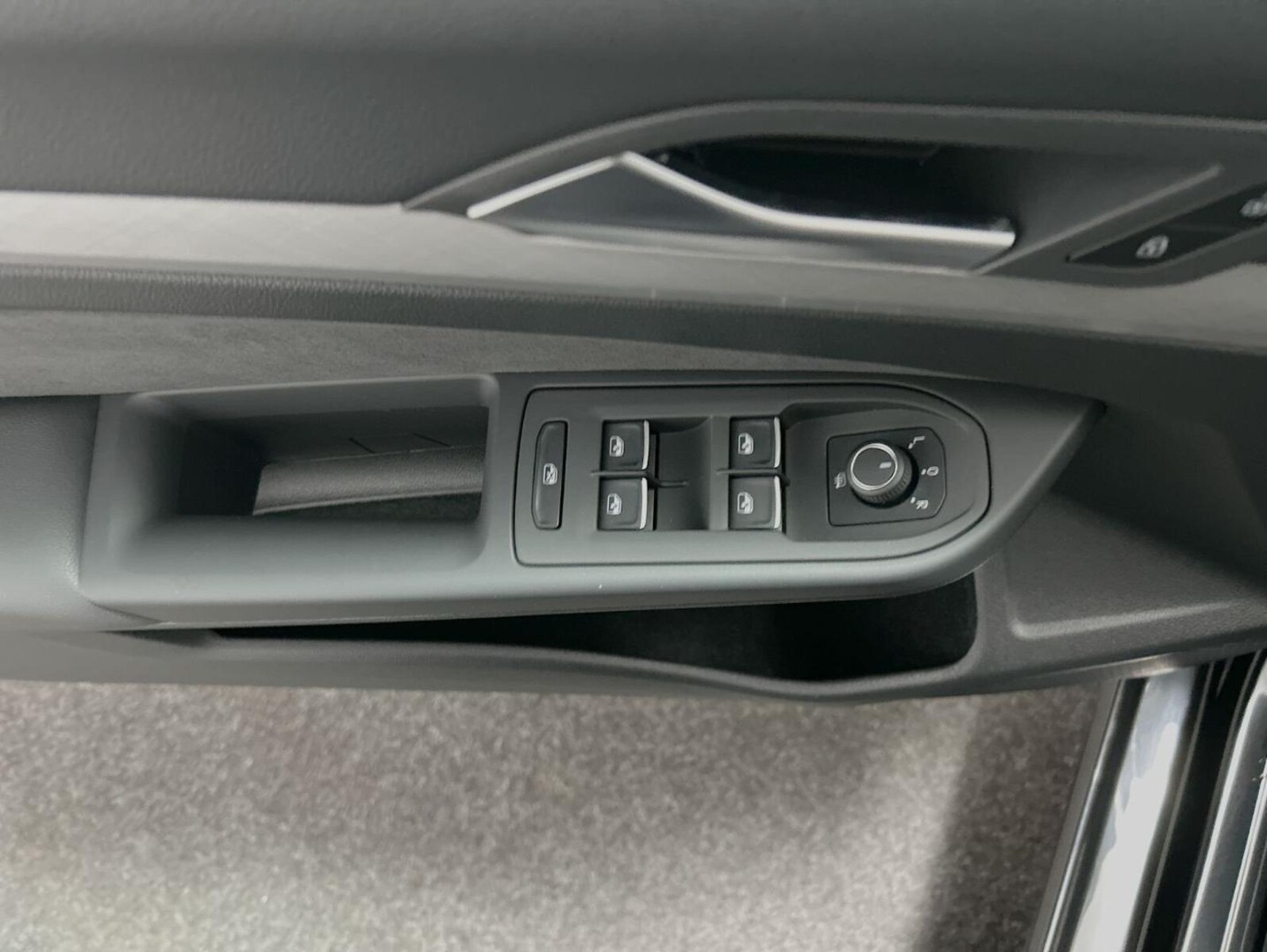 Volkswagen Golf Variant – Bild 13