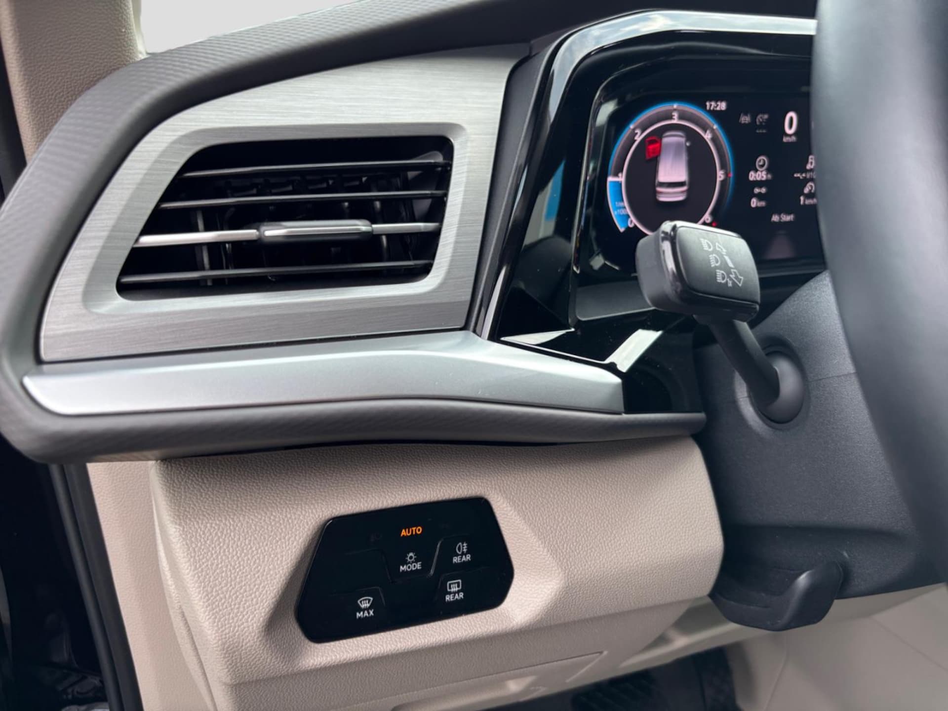 Volkswagen Multivan Life