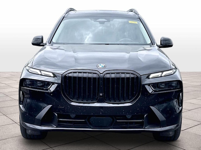 2023 BMW X7