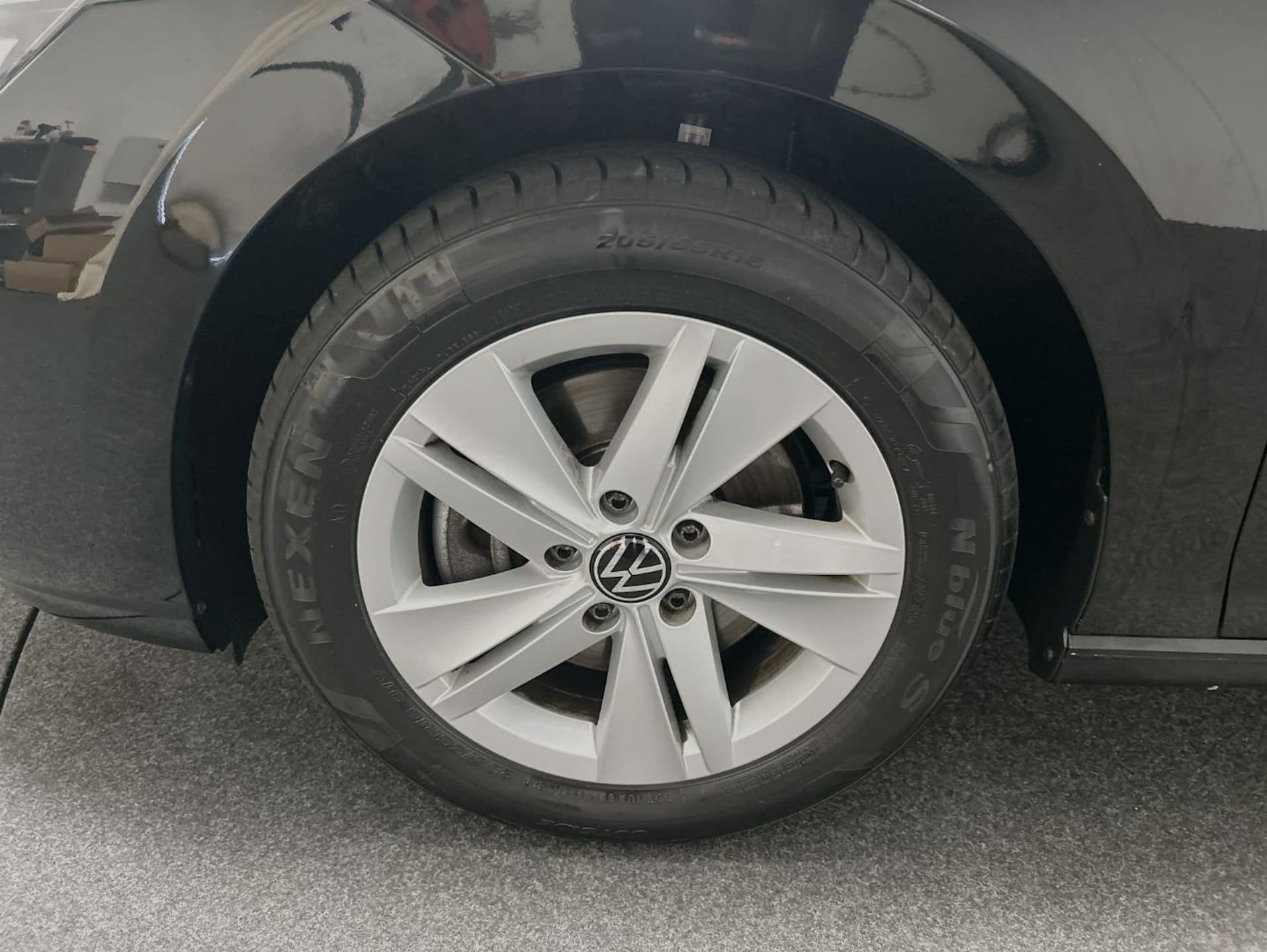 Volkswagen Golf Variant Life