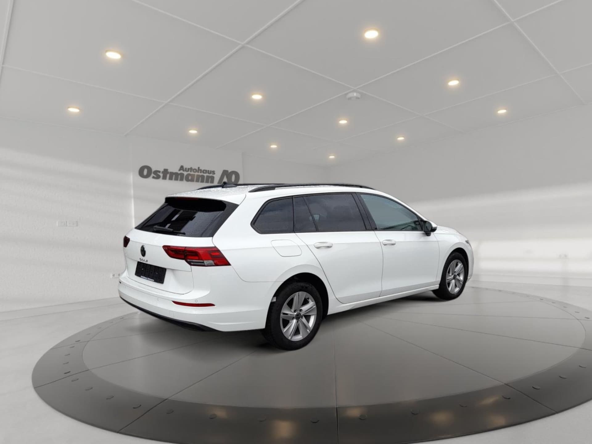 Volkswagen Golf Variant Life